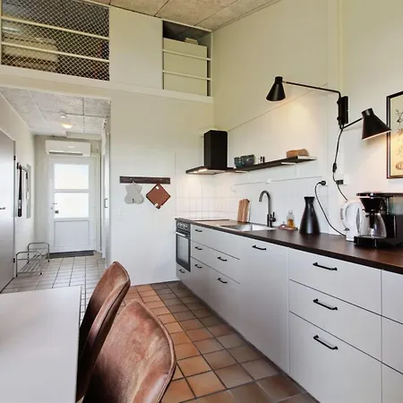 Apartamento Eydis - 150m From The Sea By Interhome *