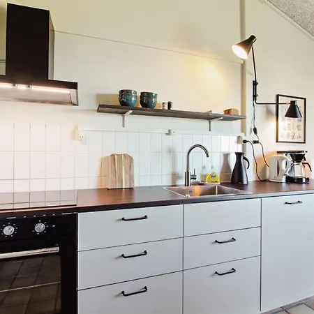 Eydis - 150m From The Sea By Interhome *